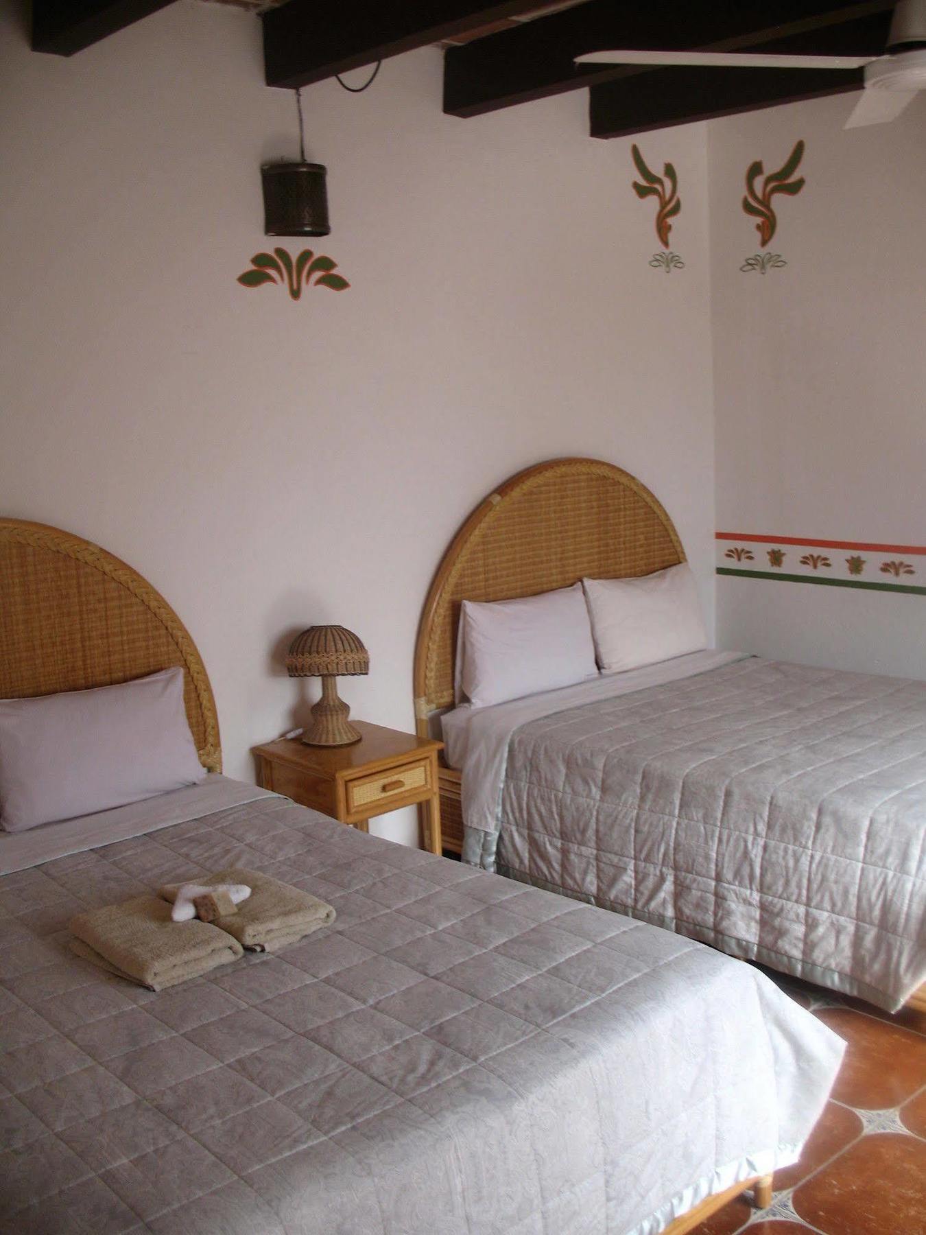 Hotel Concierge Plaza La Esperanza Tequisquiapan Esterno foto
